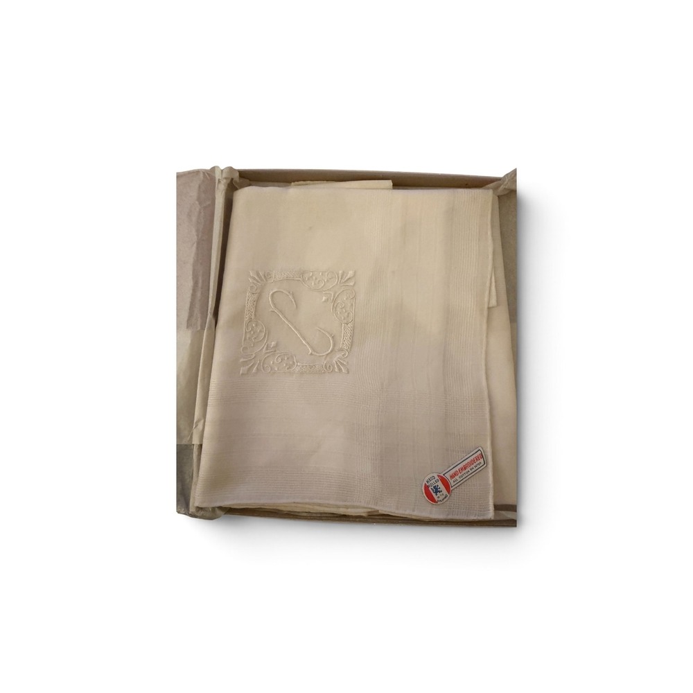 Vtg Gilmore Brothers Hand Embroidered Cotton Handkerchief Set Monogram C Box